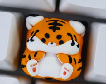 Handmade Tiger Artisan Keycap – Gamer Gift for Mechanical Keyboard