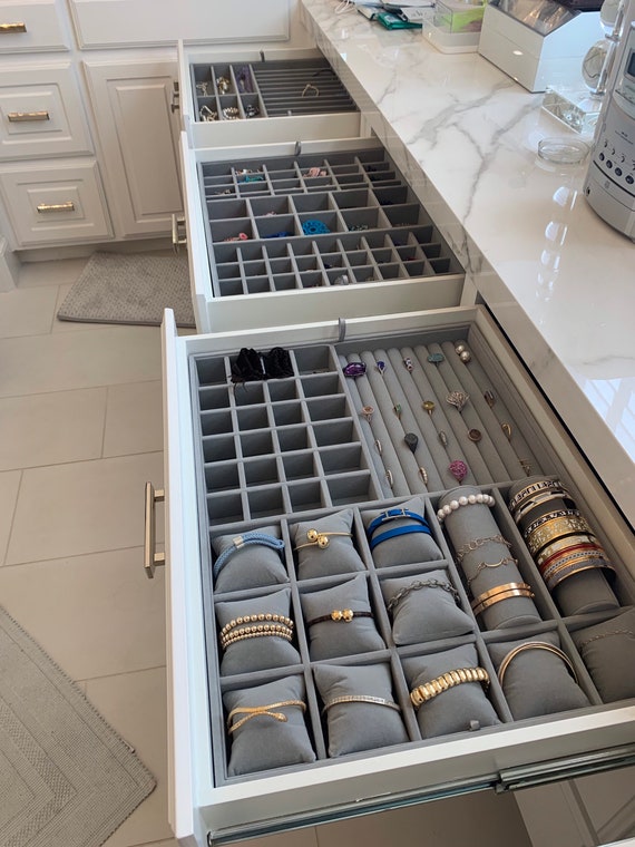 CUSTOM Schmuck Organizer Tabletts, Armbänder Ständer, Uhrenveranstalter,  Ohrringe Halter, Schubladeneinsätze, Makeup Organizer, Schmuck Aufbewahrung