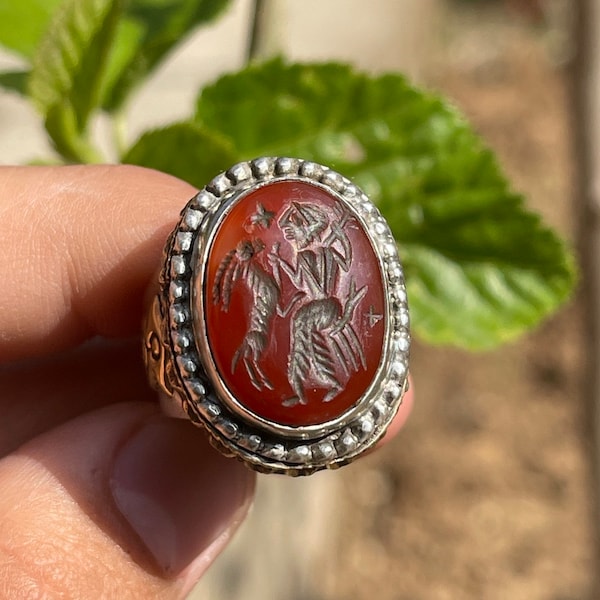 Spectacular Ancient Old Roman Carnelian Agate Stone Beautiful Roman King With Animal Carved Rare Unique Solid Silver Ring