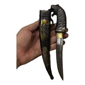 Splendida testa di leone in bronzo antico antico con coltello da copertina unico e raro