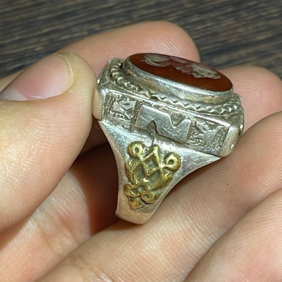 Antique Solid Silver Agate Intaglio Ring: Engrave… - image 4