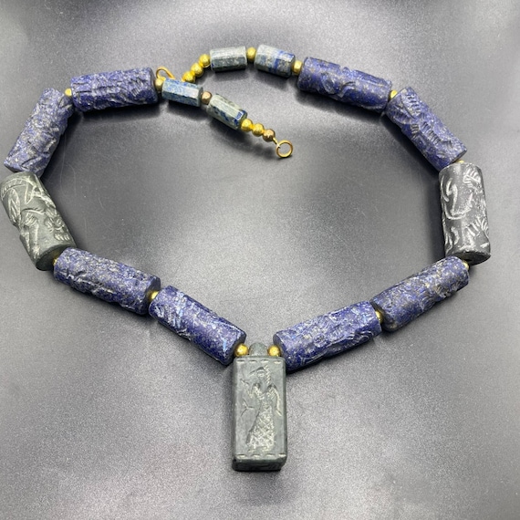 Super Ancient Lapis Lazuli Stone And Old Jade Sto… - image 1