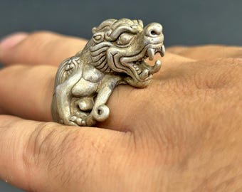 Bague tête de dragon en bronze tibétain vintage