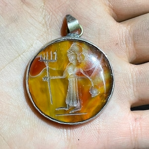 Old Agate Intaglio Pendant: Near Eastern Unique Design