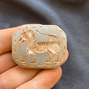 Meravigliose antiche incisioni di animali del Vicino Oriente, rari, eccellenti, adorabili amuleti con sigillo