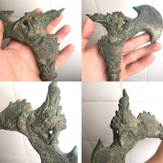 動物の頭が付いた古代ローマの青銅斧（紀元前300～400年） - Etsy 日本