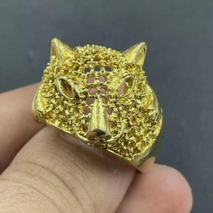 Vintage Gold Gilding Bronze Ring: Ancient Near Eastern Beast Design