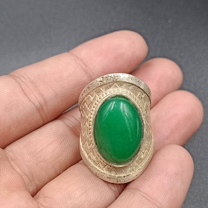 Anillo de jade antiguo bañado en plata - Talla ajustable