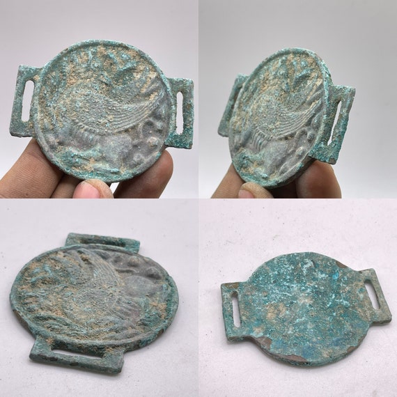 Spectacular Ancient Old Roman Bronze Buckle Depic… - image 1