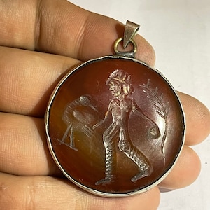 Old Carnelian Intaglio Stone Pendant: Unique Design