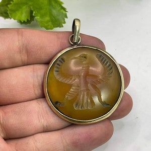 Ancient Agate Stone Bird Intaglio Brass Pendent: Rare Wearable Art