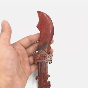 Meraviglioso antico vintage vecchio drago di pietra di diaspro scolpito bellissimo unico coltello spada corta