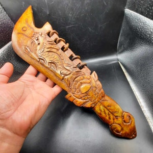 Bellissimo coltello da spada cinese tibetano in pietra di giada antica di qualità museale antica, adorabile, intagliato a mano