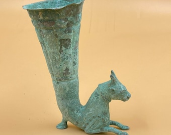 珍しい大きな古代ペルシャの青銅リュトンの角のある馬の動物 珍しい大きな古代ペルシャの青銅リュトンの角のある馬の動物