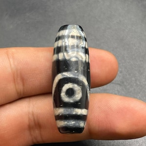Genuine Old Tibetan 2-Eye Agate Dzi Bead Amulet