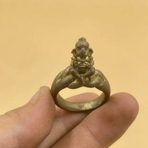 Antique Bronze Buddha Ring: Ancient Roman Style