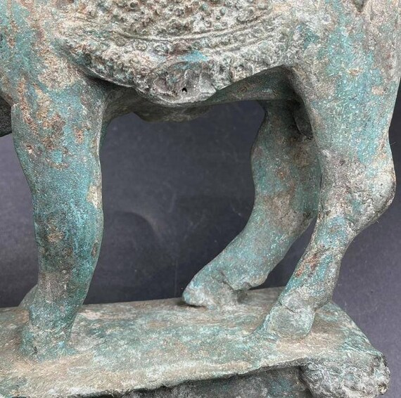 メズメ品質 紀元400～600年頃 古代ローマの青銅製雄牛立像 - Etsy 日本