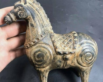 Beautiful Ancient Mesume Quality Antique Roman Old Bronze Unique Standing Horse Statuette
