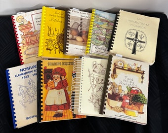 Lote sorpresa de 4 libros de cocina para la comunidad de la iglesia / Libros de cocina para iglesias / Clubes / Liga Juvenil / Escuelas / Libros de cocina antiguos de los años 70, 80, 90 y 2000
