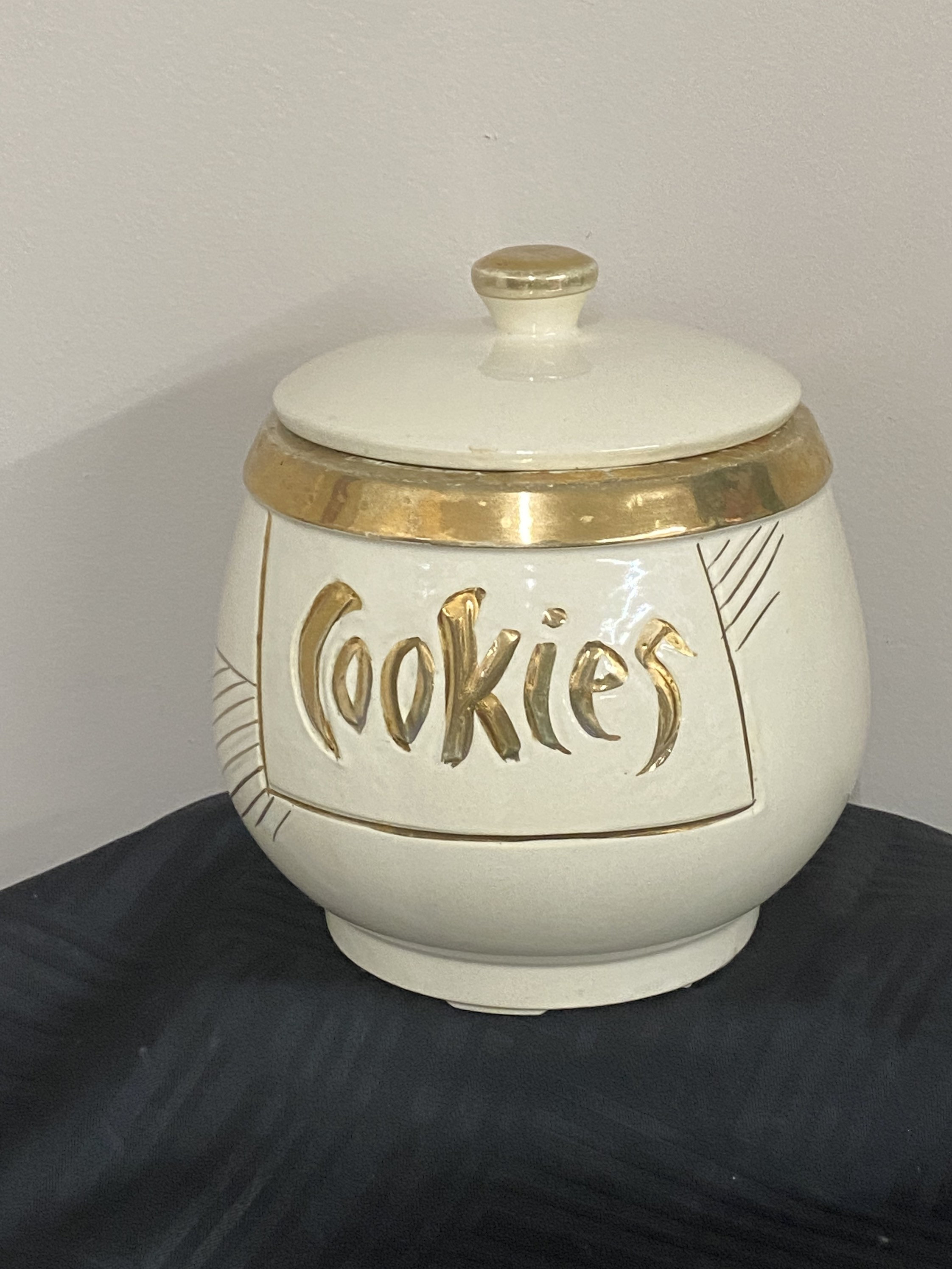 1963 Mccoy Cookie Jar Gold Trim/ Mccoy Pottery / Mccoy Cookies Etsy