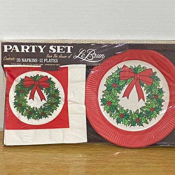 1970’s Party Set - House of LeBrun- Vintage- Holly Wreath Plates & Napkins Original Packaging- NOS - Christmas plates napkins - Tuttle Press