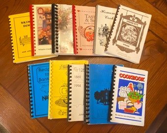 4 Vintage Community Cookbooks Lot / 4 Vintage Church Cookbooks / Clubs /Jr League /Schools - 1970’s-80’s-90’s- vintage Cookbooks