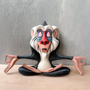 Meditierende Affenstatuette, Handgefertigte Skulptur, Handgemachte Kunst
