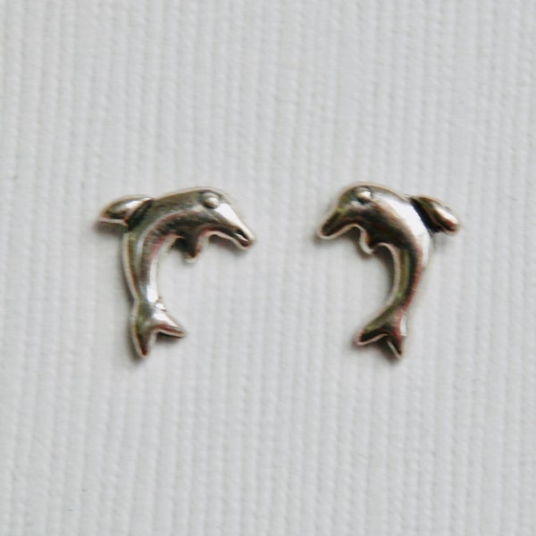 Dolphin Earrings, Stud Earrings, Dainty, Sterling Silver, Ear Crawlers, Dolphin Jewelry, Unisex Earrings, Delfines