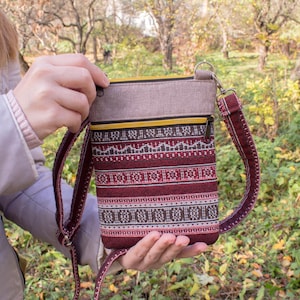 Handmade Beige Crossbody Bag: Tapestry Pocket, Boho Cell Phone Purse