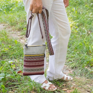 Graue Boho Crossbody Tasche, kleine Hippie Geldbörse mit Gobelin Tasche, Sommer Festival Tasche für Frauen, Hobo Geschenk