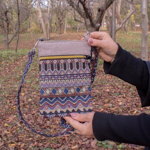 Mini sac à bandoulière bohème hippie, petit sac à main pour téléphone portable fait main avec sangle en tapisserie, sac de voyage pour festival, sac à main hobo