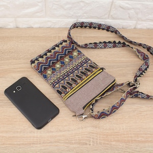 Handgemachte Crossbody Tasche mit Gobelin Tasche, Beige Mini Geldbörse für Frauen, Boho Kleine Tasche, Geschenk für Freundin oder Mutter