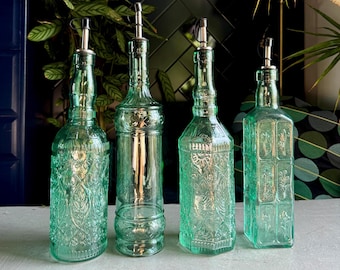 ECOGLASS DECORATIVE BOTTLE | Luxury Liquid Container | Olive Oil Bottle | Home Decoration | Green Glass | 100% Recycled Glass | Kitchen