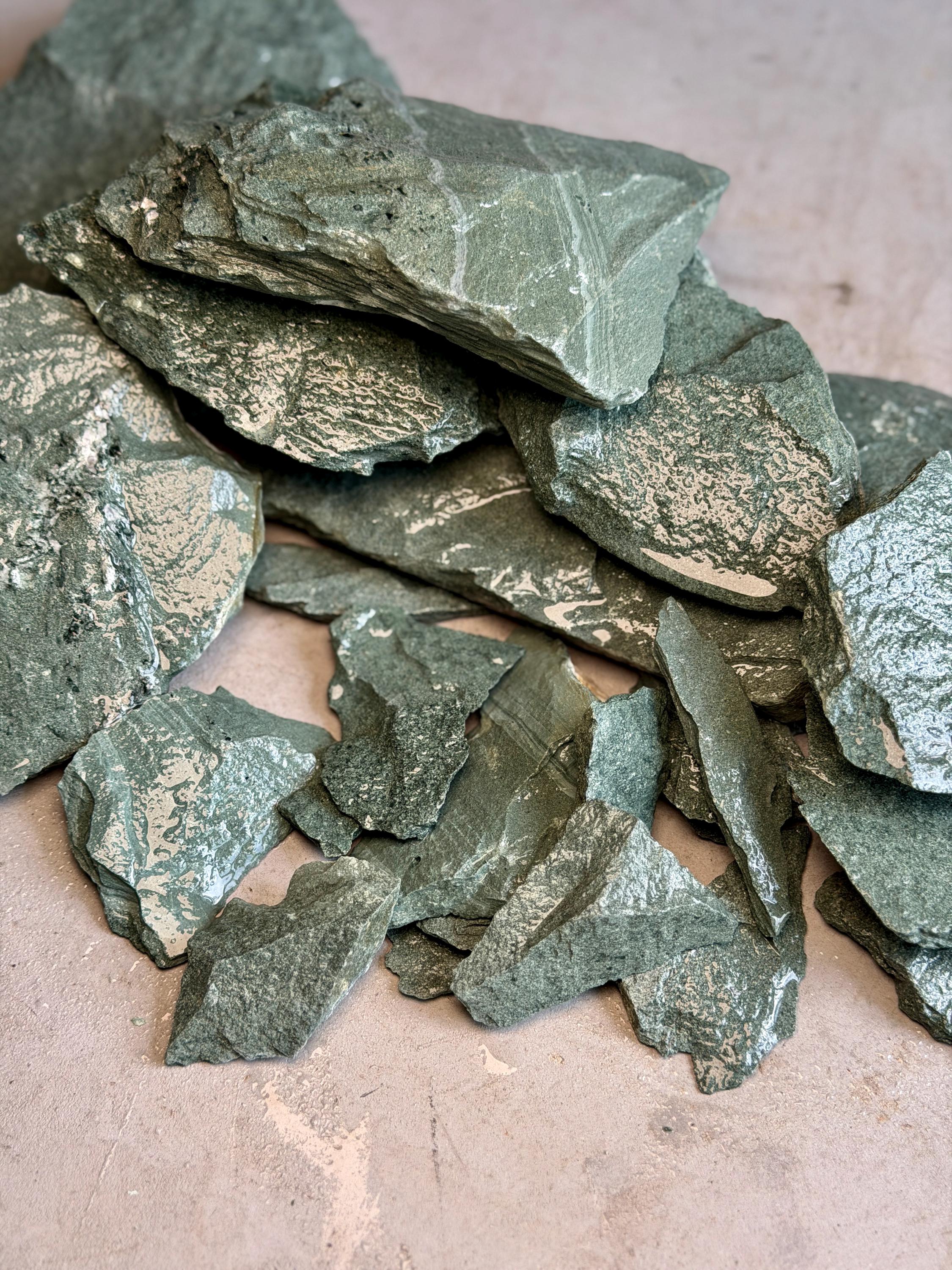 GREEN SLATE STONES | Classic Green Slates | Terrarium Supplies