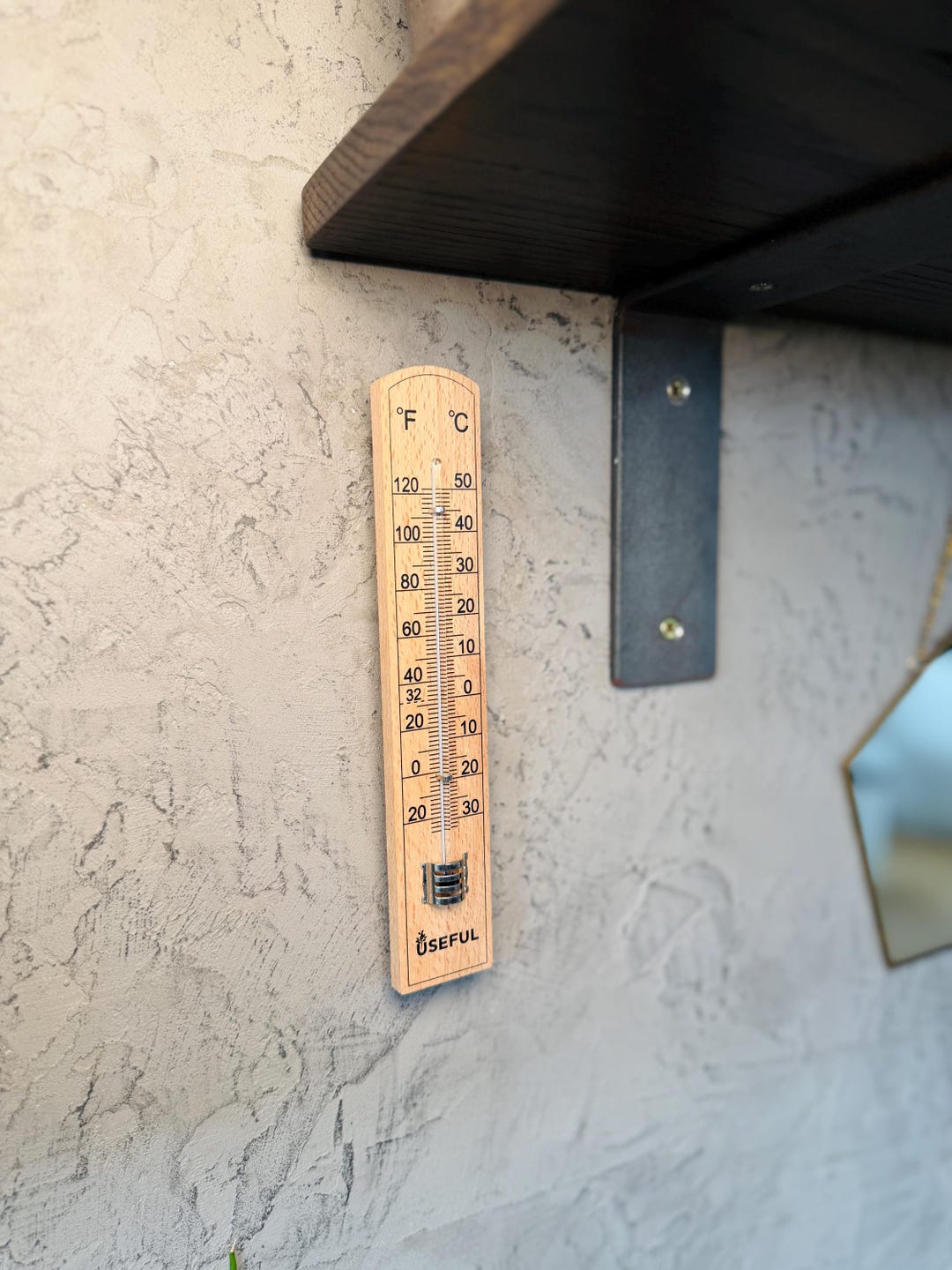 WOODEN WALL THERMOMETER | Home and Garden Accessories | Vintage Look ...