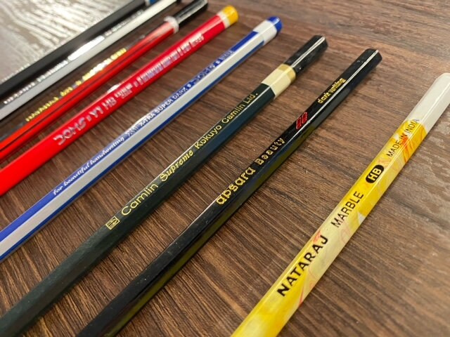 eraser free sharpener SCHOOL HOME KIDS use Nataraj Bold Pencil Super black