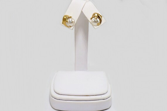 Vintage bulky 3D Dolphin Pearl Stud earrings  Dol… - image 3