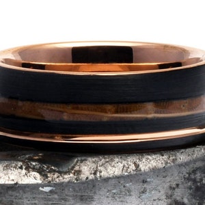 Tungsten Whiskey Barrel Ring, Wood ring, Wooden ring, wooden wedding Ring, Wood Wedding Band, Whiskey barrel Wood Ring, Mens wood ring 画像 10