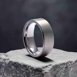 Brushed Tungsten Wedding Band for Men & Women, Tungsten Carbide Ring 4mm 6mm 8mm