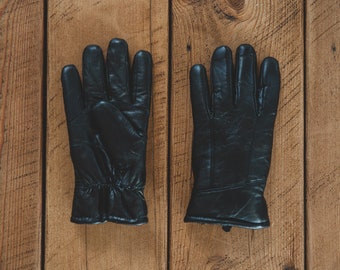 Mens Leather Gloves: Sheepskin Lined Winter Gloves Black