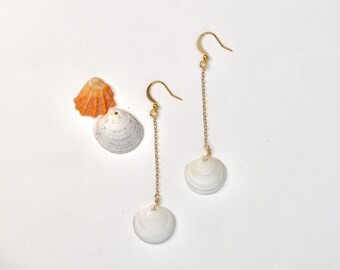 Orecchini a conchiglia in argento, orecchini a perno estivi, orecchini a perno a sirena, orecchini a perno estivi, orecchini a sirena da donna, gioielli da spiaggia con conchiglie marine - Italia