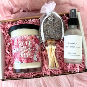 MOTHER'S DAY CANDLE Gift Set with Room Spray, Pamper Self Care for Mom, Wife, Grandma, Daughter, Mother-In-Law, Spa Basket for Her, Spa Day
