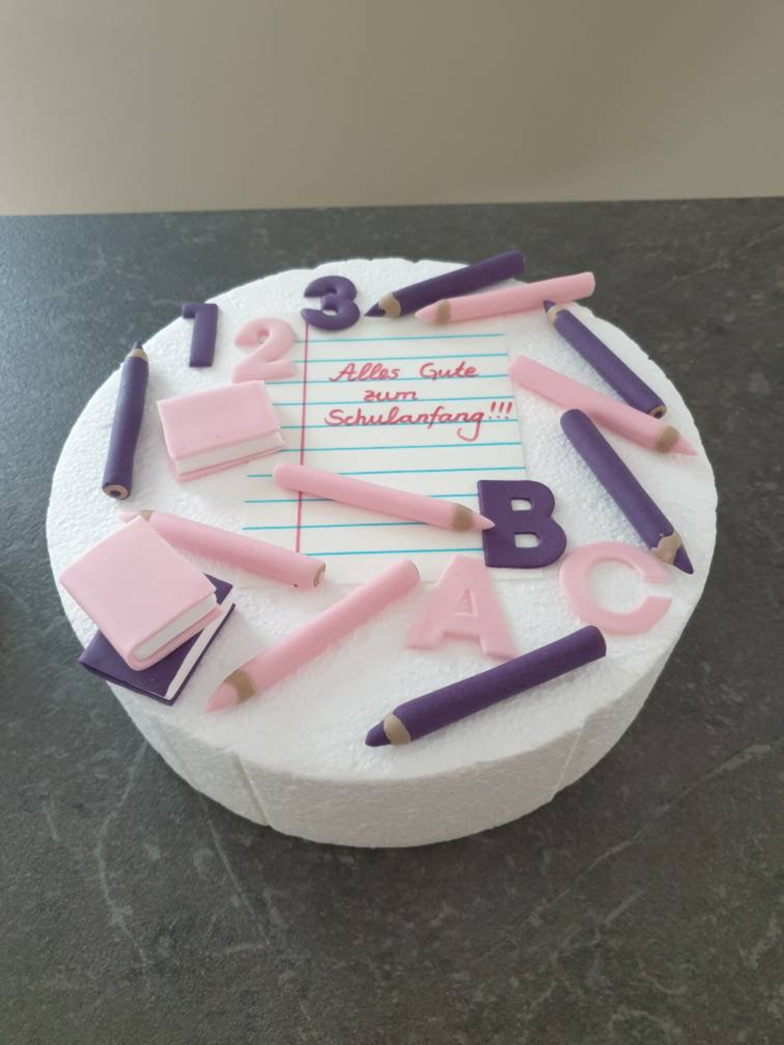 64 Stück Tortendeko Buchstaben & Zahlen - Essbare Gold Acryl Buchstaben - Personalisierte Kuchen Dekoration