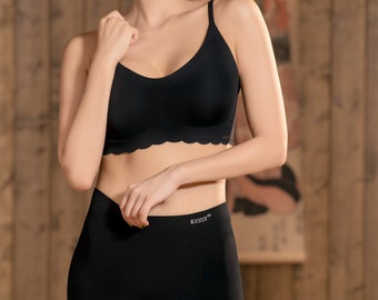 Black seamless shorts/Yoga shorts/Bike shorts/Sports shorts/workout shorts /under dressed/extremely comfortable shorts for everyday wear.