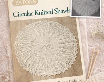 Vintage Knitting Pattern - Patons 558 Shawl