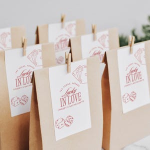 Lucky in Love Bachelorette Geschenkanhänger | Lucky in Love Bachelorette Gefälligkeiten | Kasino Bachelorette Dekorationen | Las Vegas Junggesellinnenabschied