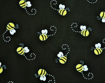 Bee Haven fabric UK Fat Quarter 20 x 22 or 50cm x 56cm 100/% Cotton bubble bee flowers floral Material Classic