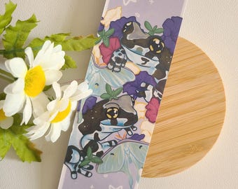 Milk frogs luna moth bookmark | laminated | reptile bookmark | cute bookmark | gift for her | book lovers | snake art | reptile decor