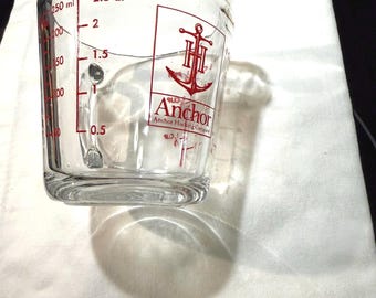 Vintage Anchor Hocking 1 cup measuring cup, Closed Handle