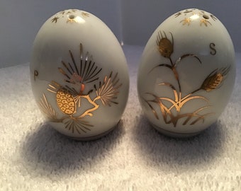 Wedgewood Kutani Crane Salt & Pepper Shaker Set - Etsy